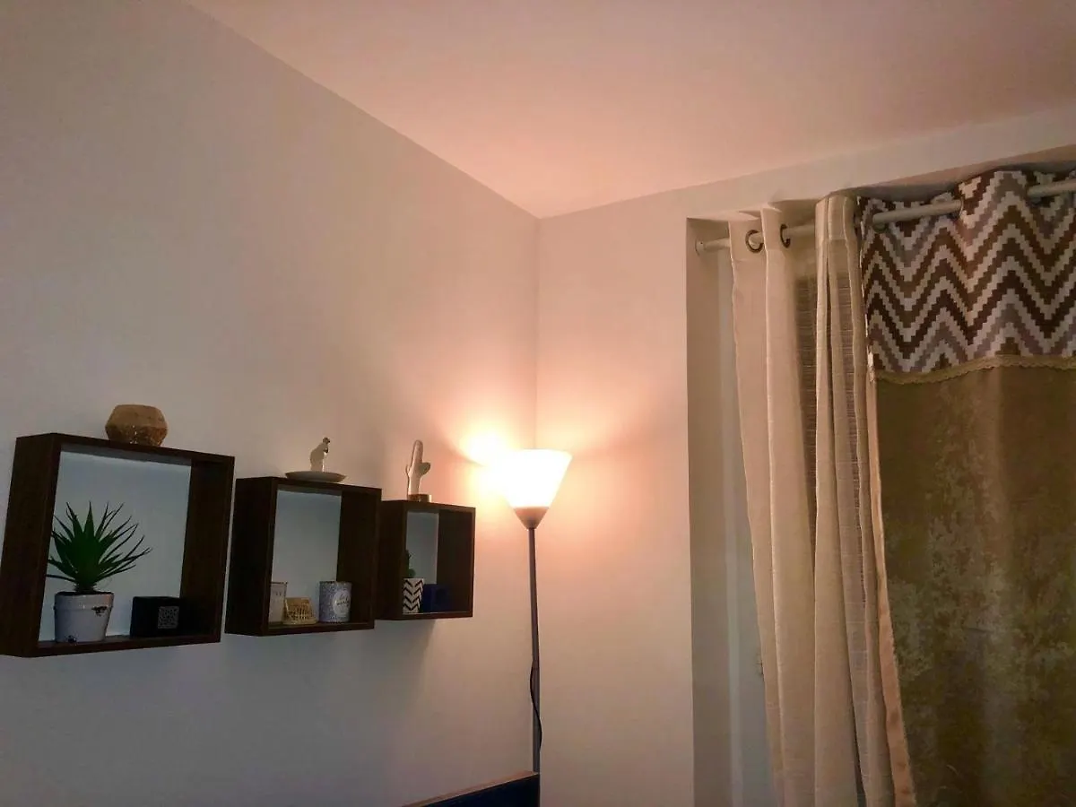 La Maison De L'Alesia Bed & Breakfast Paris France